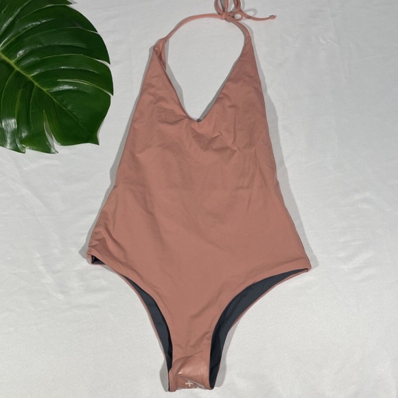 NWT Tavik [ Small ] Chase Colorblock One-Piece Swimsuit Desert Rose/‎ Grey - Picture 10 of 11